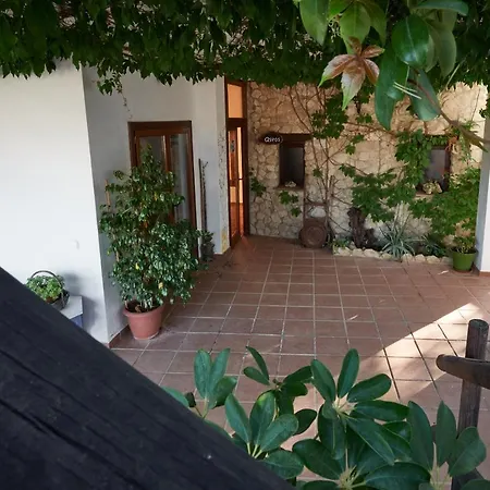 Ξενοδοχείο Algaba De *